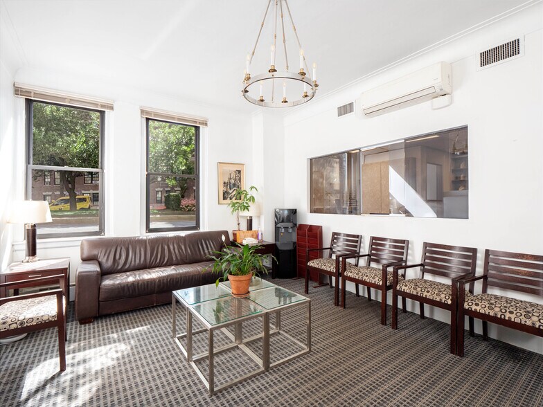 More Photos Of 1160 Park Ave, New York Apartments For Sale