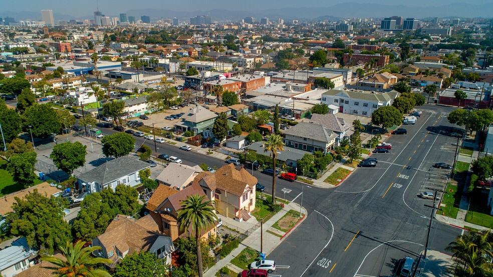 More Photos Of 1703 Toberman St, Los Angeles Apartments For Sale