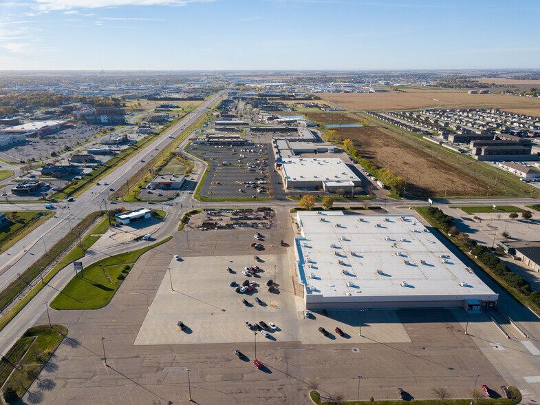 More Photos Of 1322 N Diers Ave, Grand Island Unknown For Lease