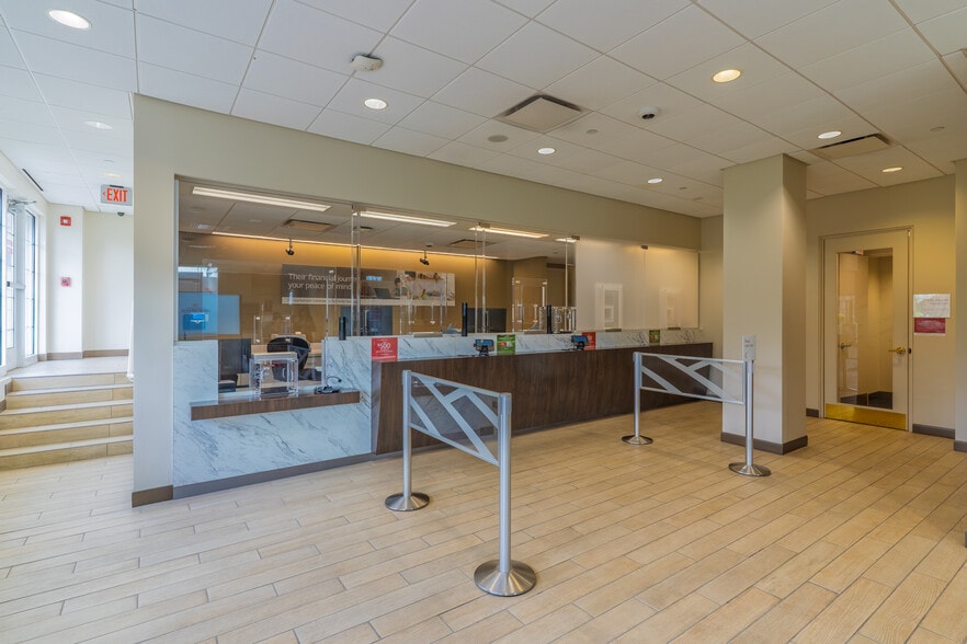 More Photos Of 217 E Lancaster Ave, Wayne Bank For Lease