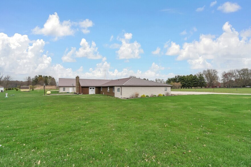 More Photos Of 2598 E Smiley Ave, Shelby Religious Facility For Sale