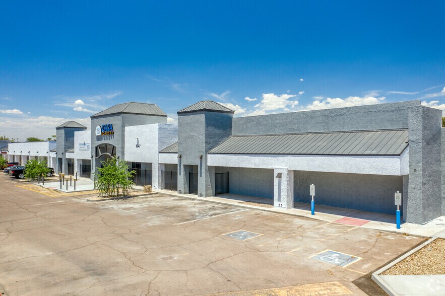 More Photos Of 8115-8129 N 35th Ave, Phoenix Unknown For Lease