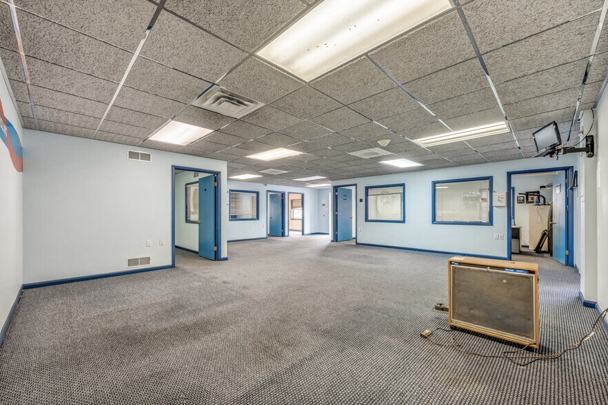 More Photos Of 203 Hershinger Rd, Coraopolis Office For Sale