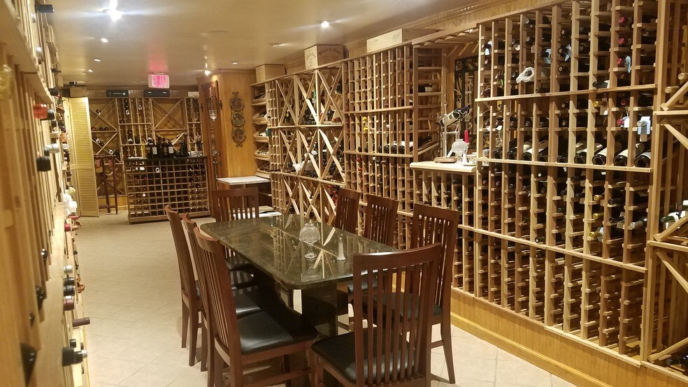 356 Kimball Ave, Yonkers, NY 10704 Restaurant For Sale