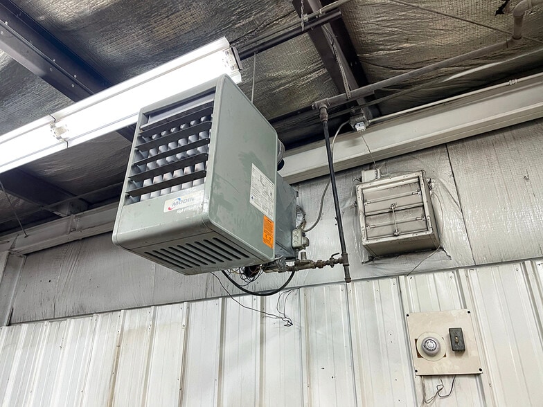 More Photos Of 459 Southgate Dr, Tomahawk Industrial For Sale