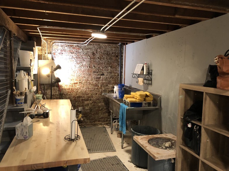 More Photos Of 1616-1618 Pacific Ave, San Francisco Office Residential For Lease