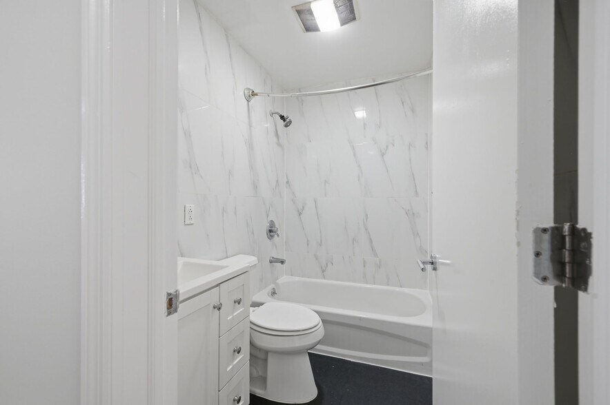 More Photos Of 576 E 169th St, Bronx Storefront Retail Residential For Sale