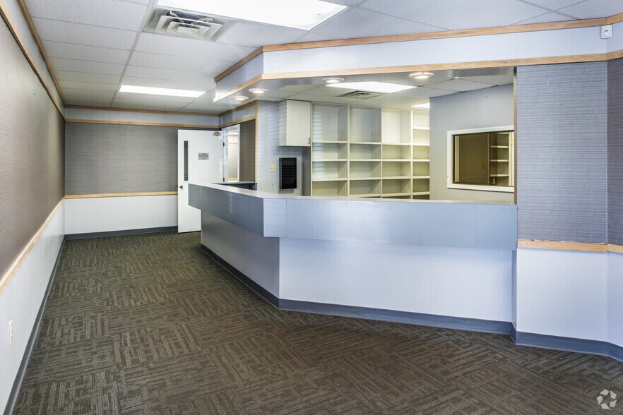 More Photos Of 11215 Hermitage Rd, Little Rock Medical For Sale