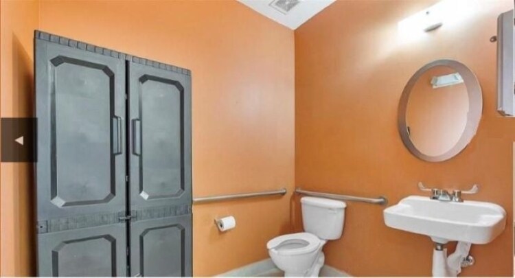 More Photos Of 100 N State Road 7, Margate Office For Sale