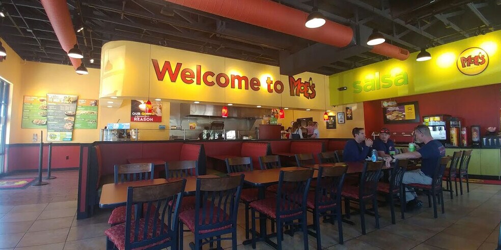 More Photos Of 928 W Antelope Dr, Layton Storefront Retail Office For Sale