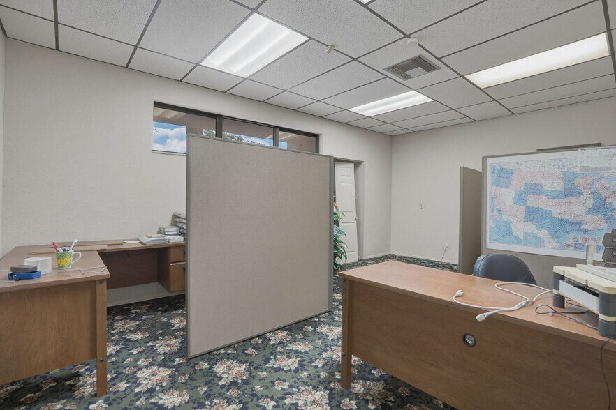 More Photos Of 1610 N Myrtle Ave, Clearwater Office For Sale