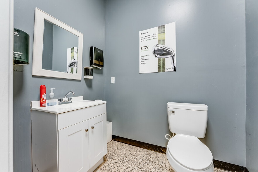 More Photos Of 2939 White Hall Blvd, White Hall General Retail For Sale