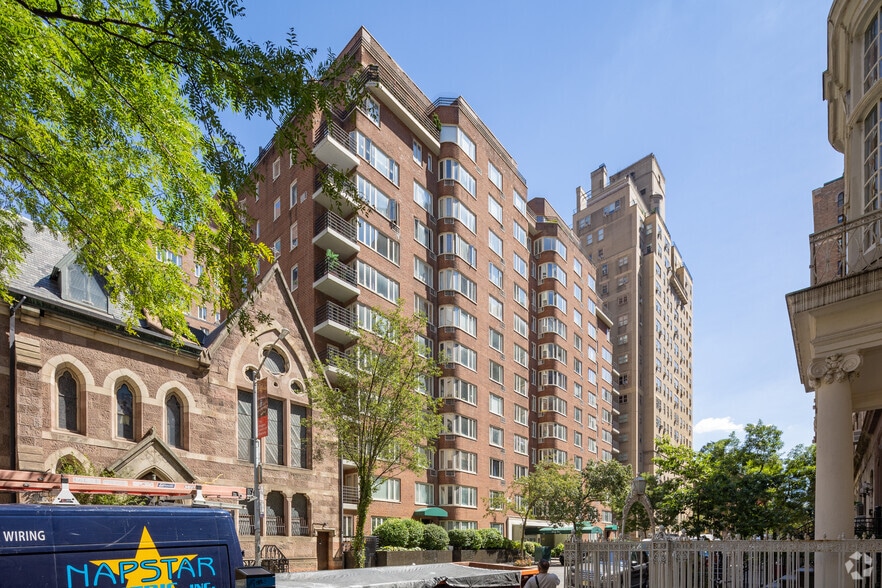 More Photos Of 35 E 35th St, New York Apartments For Lease