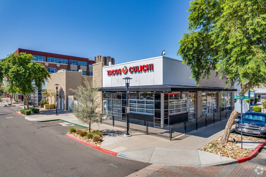More Photos Of W Glendale Ave @ SEC Glendale Ave & Loop 101, Glendale Unknown For Lease