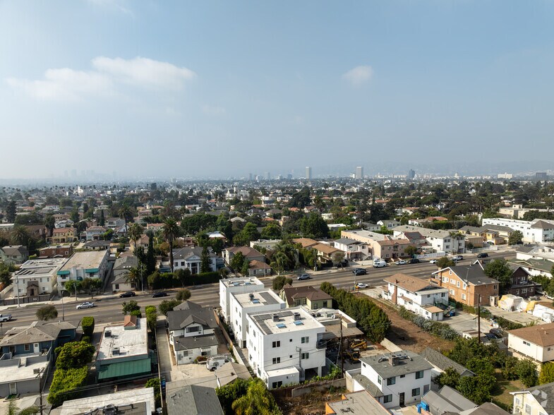 More Photos Of 2234 Crenshaw Blvd, Los Angeles Apartments For Sale