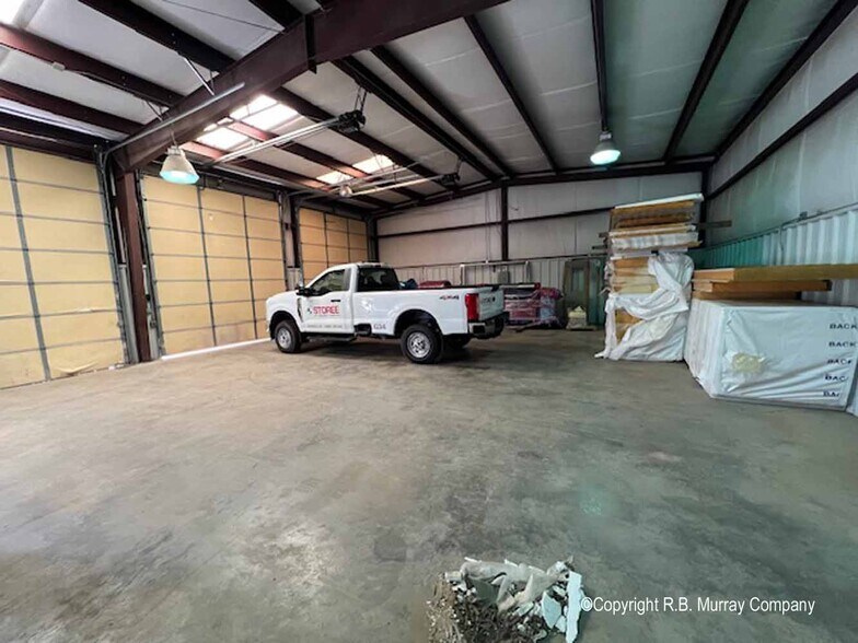 More Photos Of 1914 N Barnes Ave, Springfield Truck Terminal For Sale