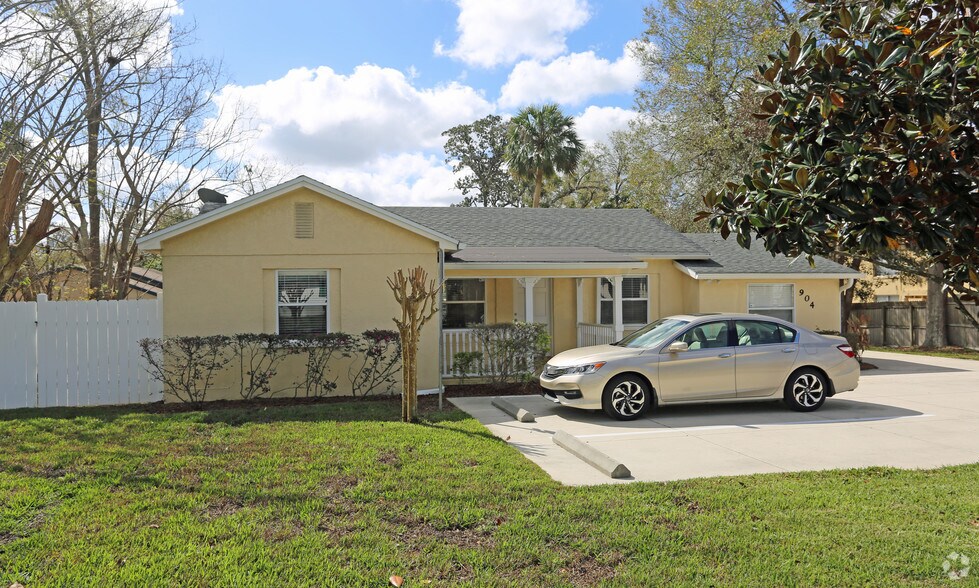 More Photos Of 904 W New York Ave, Deland Office For Sale