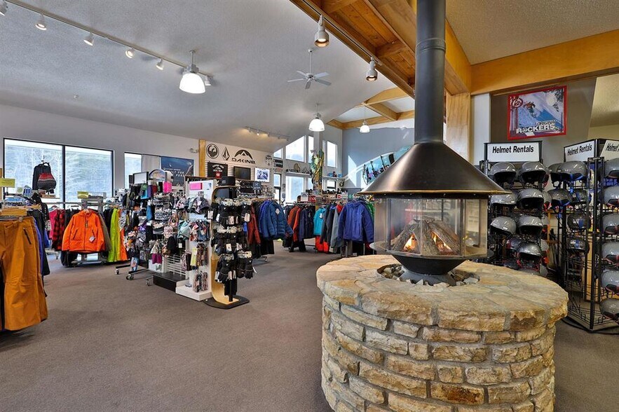 More Photos Of 3429 US Route 4, Killington Storefront Retail Office For Sale