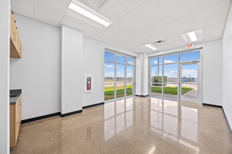 More Photos Of 2710 Business Park Dr, Buda Unknown For Lease