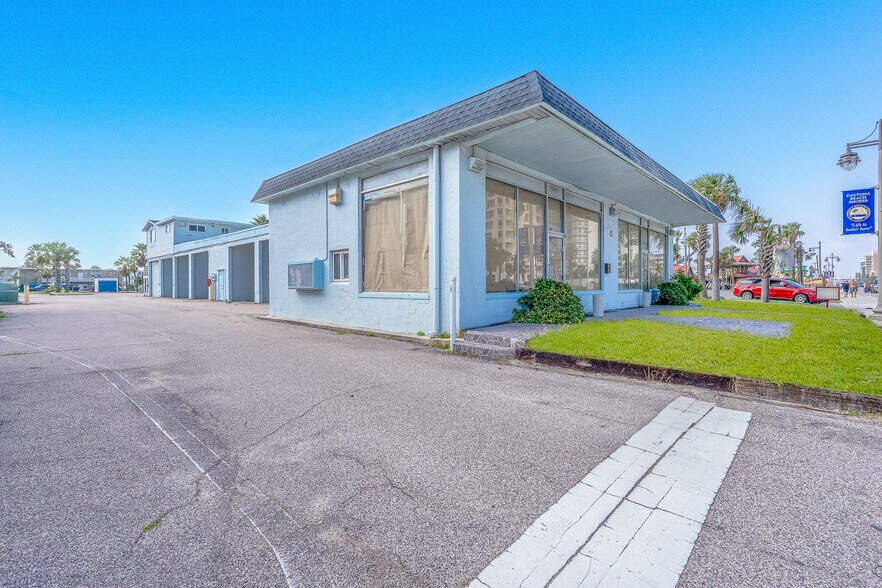 More Photos Of 2120 S Atlantic Ave, Daytona Beach Storefront Retail Office For Sale