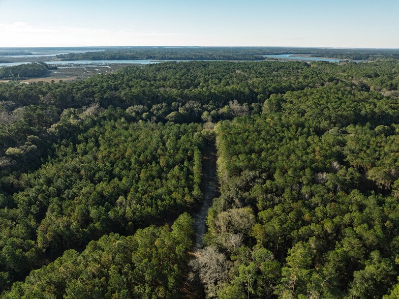More Photos Of 1007 May River Rd, Bluffton Land For Sale