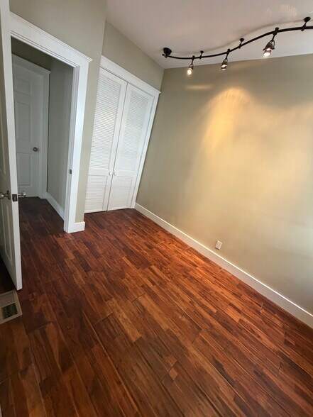 More Photos Of 3560 Front St, San Diego Multifamily For Sale