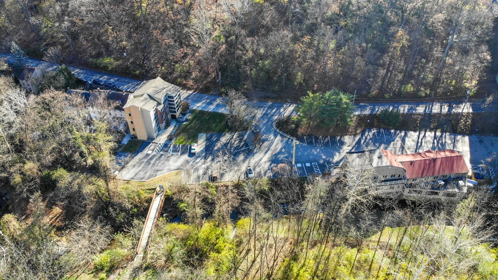 More Photos Of 14 Balligomingo Rd, Conshohocken Unknown For Sale