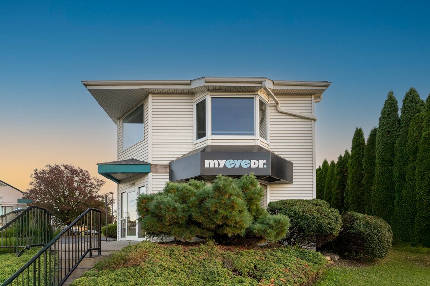 More Photos Of 706 Grape St, Whitehall Medical For Sale