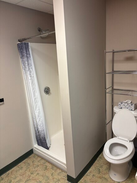 More Photos Of 2299 Woodbury Ave, Newington Medical For Lease