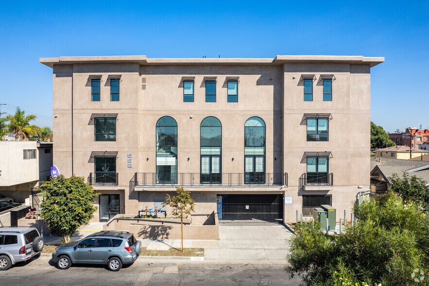 More Photos Of 552 N Hobart Blvd, Los Angeles Apartments For Sale