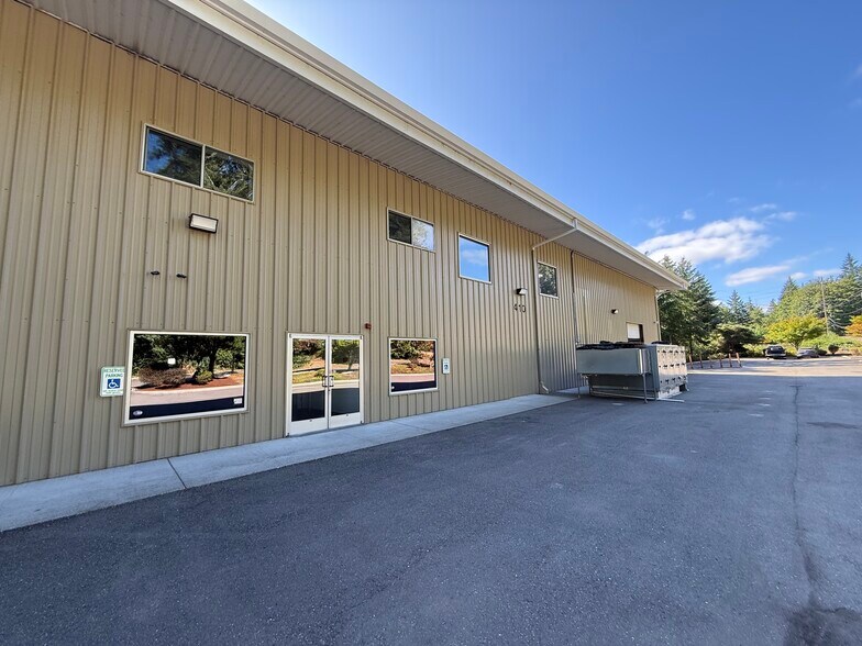 More Photos Of 410 Ida St W, Bremerton Warehouse For Lease