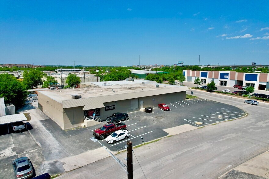 More Photos Of 4763 Broom St, San Antonio Warehouse For Lease