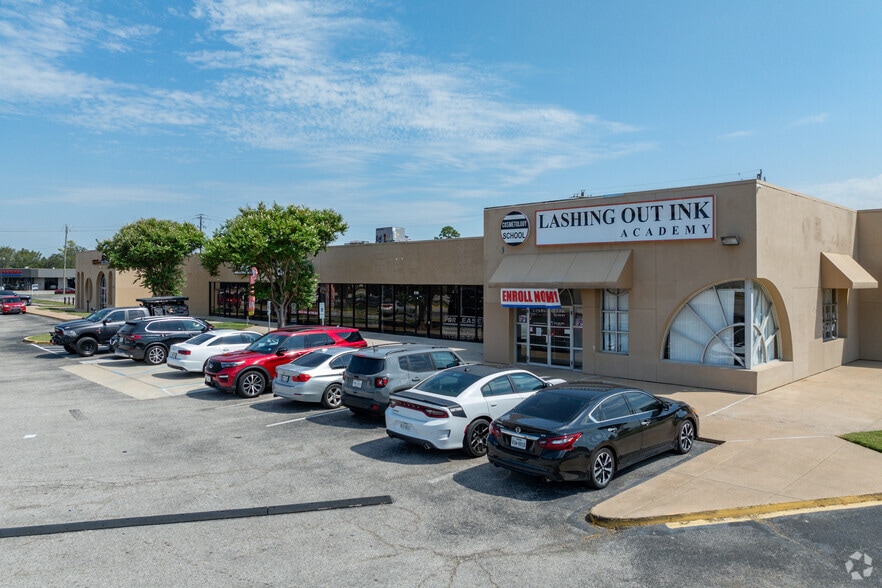 More Photos Of 6600-6924 Antoine Dr, Houston Unknown For Lease