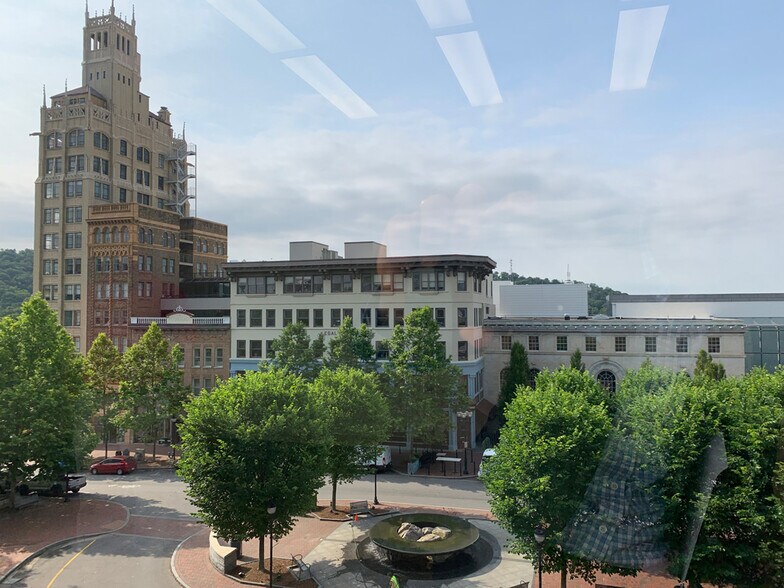 More Photos Of 1 N Pack Sq, Asheville Office For Lease
