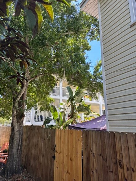 More Photos Of , Saint Petersburg Multifamily For Sale