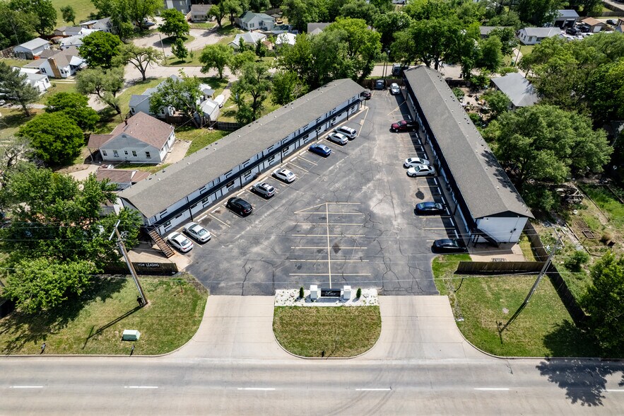 More Photos Of 425 W Taft St, Wichita Apartments For Sale