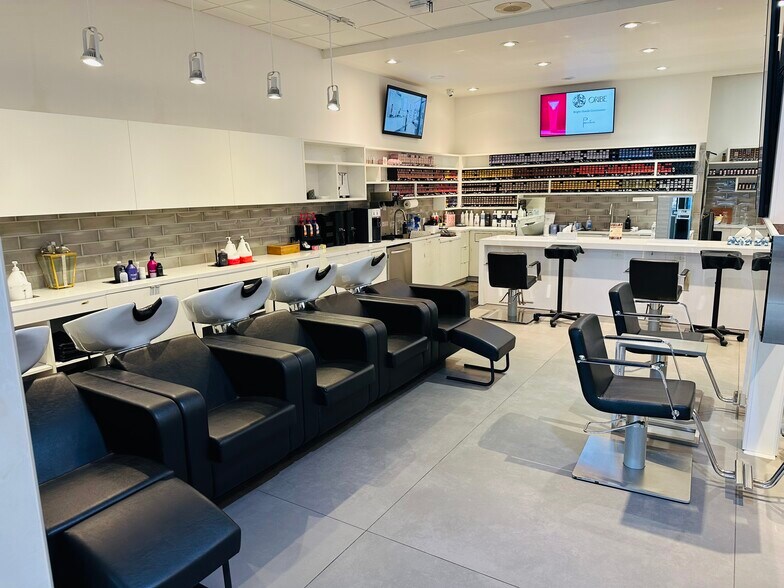 More Photos Of 144 E Ridgewood Ave, Ridgewood Storefront For Lease