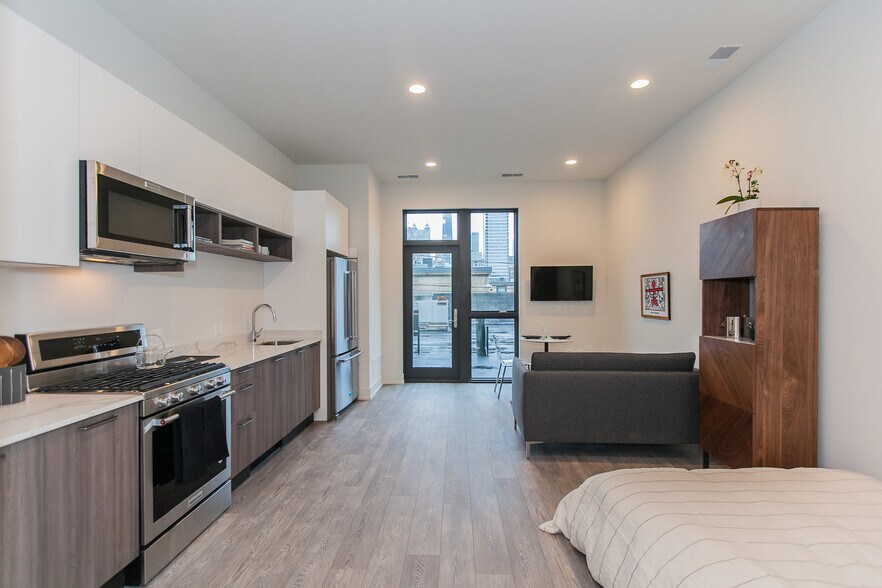 More Photos Of 853 N Larrabee St, Chicago Multifamily For Sale