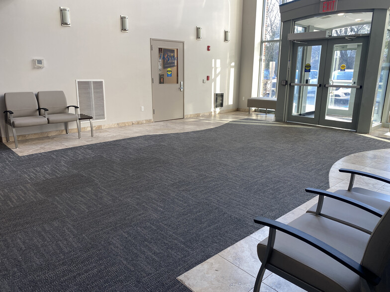 More Photos Of 629 Cranbury Rd, East Brunswick Medical For Lease