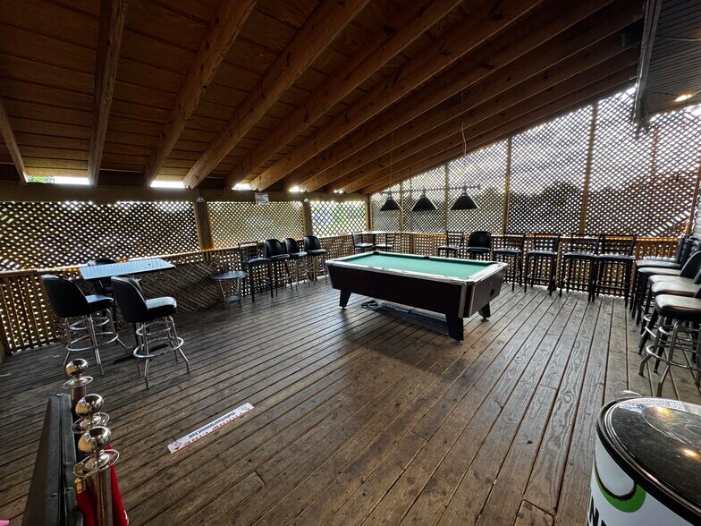More Photos Of 2914 Salem Ave, Dayton Bar For Sale