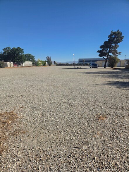 More Photos Of 1220 Nance St, Perris Contractor Storage Yard For Lease
