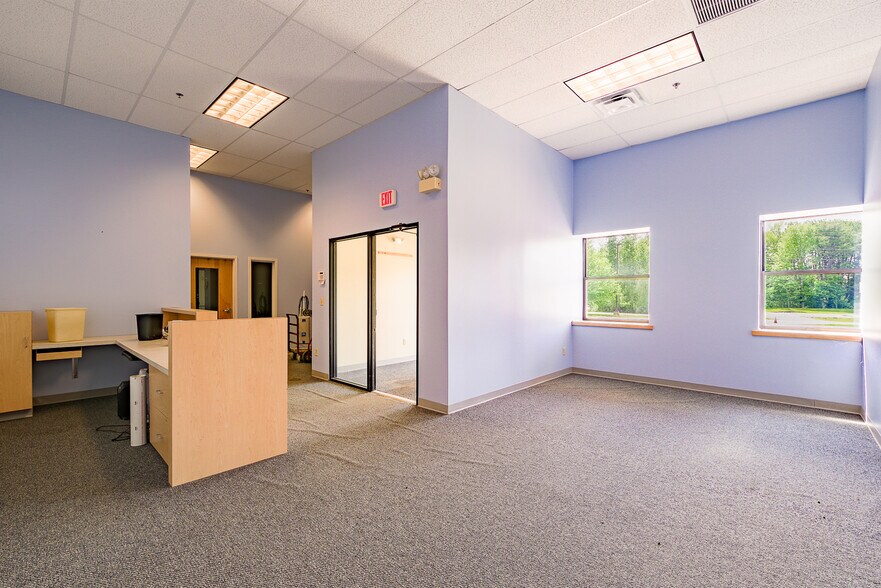 More Photos Of 1705 Route 202 Hwy, Winthrop Warehouse For Lease