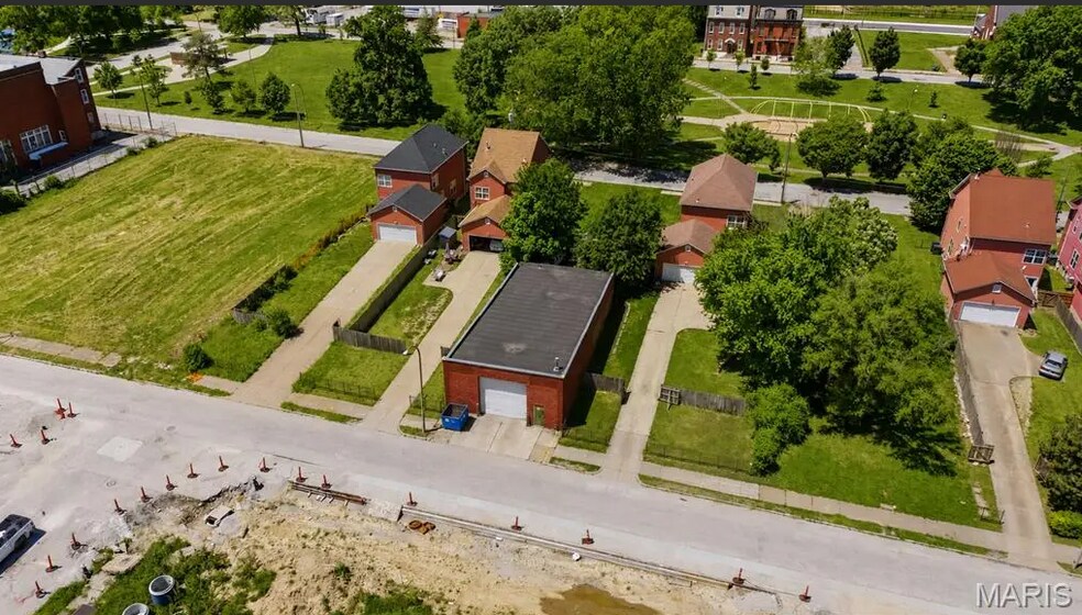 More Photos Of 2605 N 20th St, Saint Louis Industrial For Sale