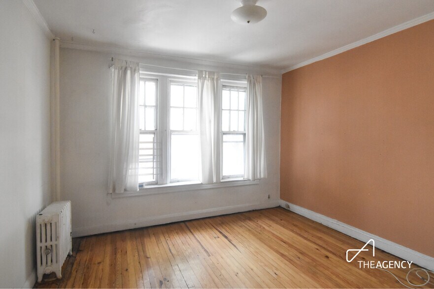 More Photos Of Powers St, Brooklyn Apartments For Sale