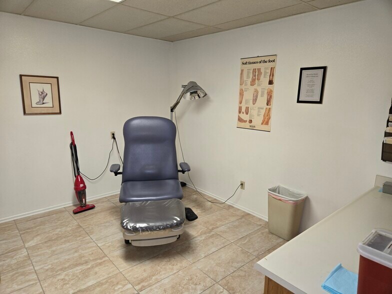 More Photos Of 222 E Route 66, Glendora Medical For Sale