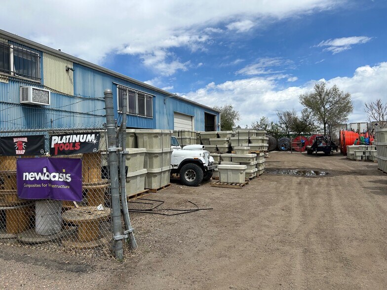 More Photos Of 4940 Monaco St, Commerce City Warehouse For Lease
