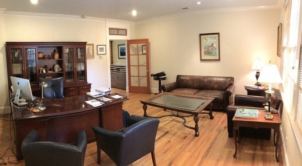 More Photos Of 1629 Monroe Dr, Atlanta Office For Lease