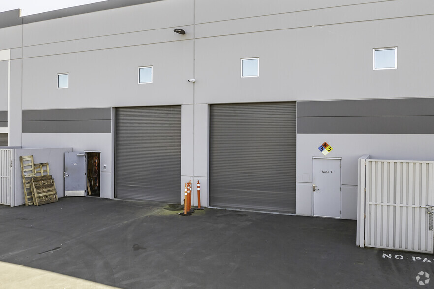 More Photos Of 233 Technology Way, Rocklin Light Distribution For Lease