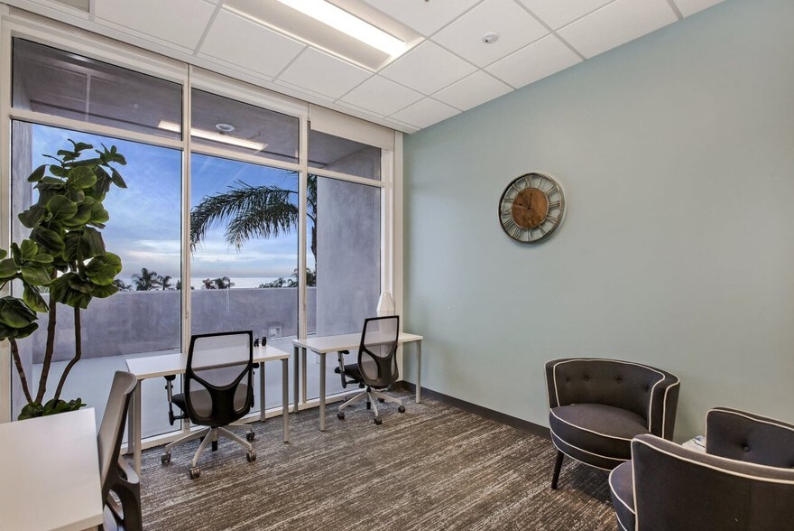 More Photos Of 22809 Pacific Coast Hwy, Malibu Medical For Lease