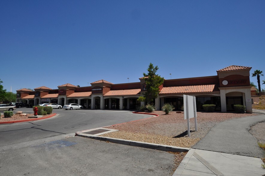 More Photos Of 650 E Horizon Dr, Henderson Restaurant For Sale